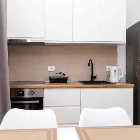 Lungomare Apartment *