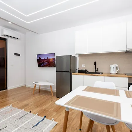 Lungomare Apartman