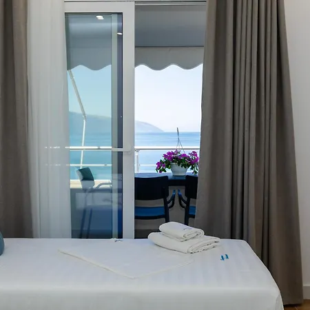 Lungomare * Vlorë