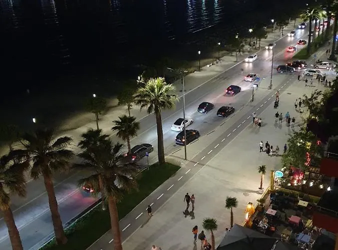 Lungomare Appartement *